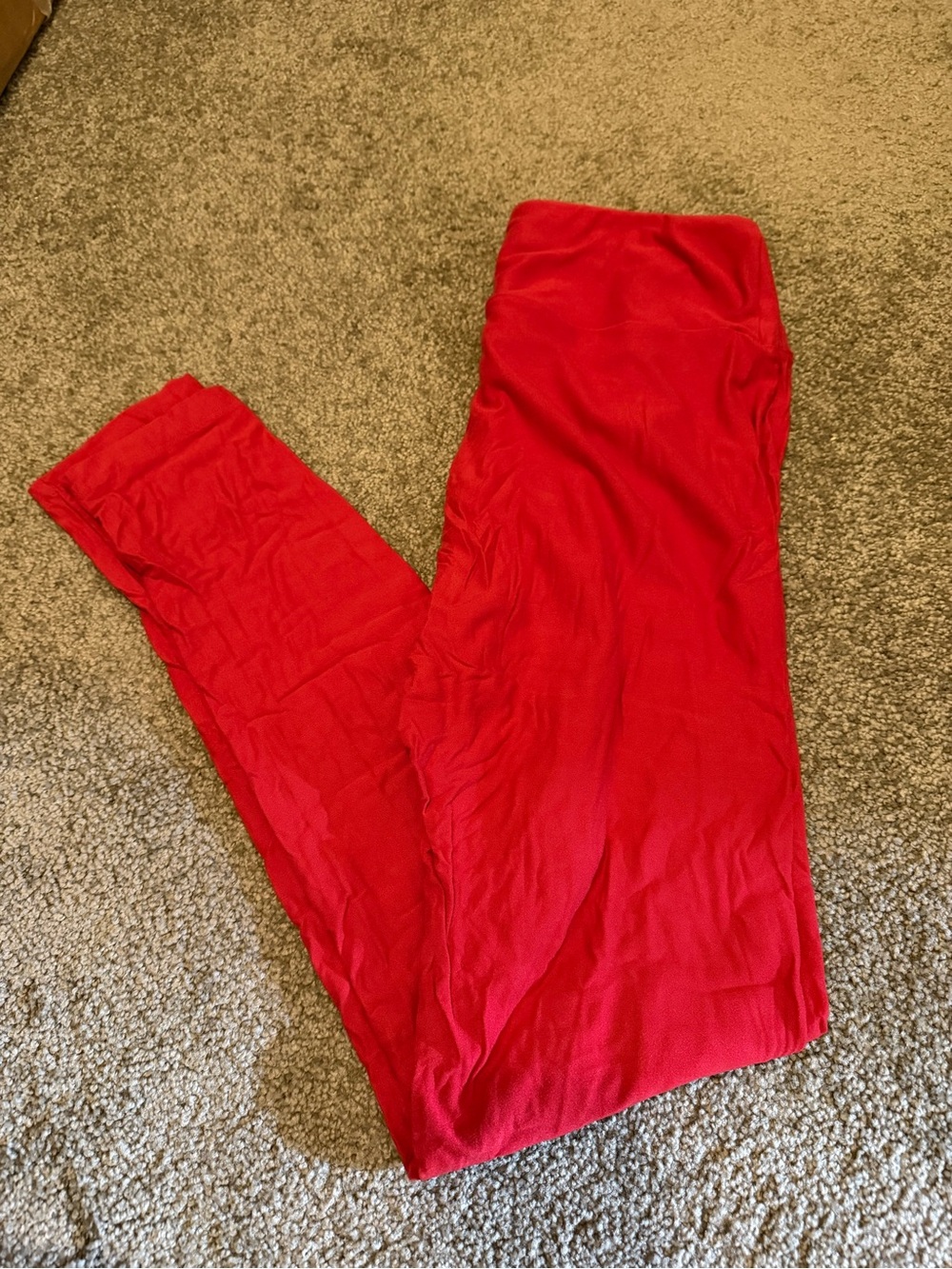 Lularoe Solid Red Full Length Leggings